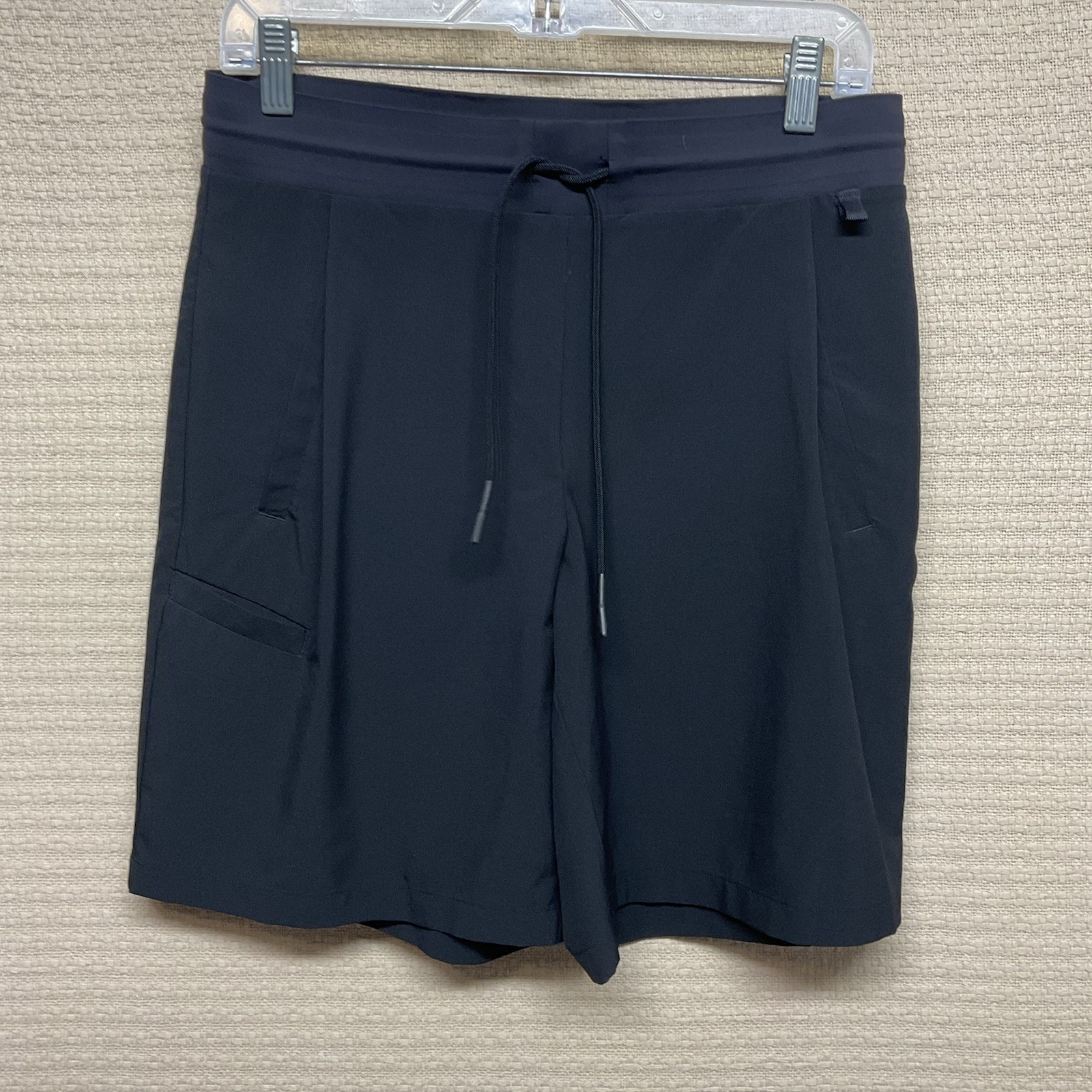 New Athleta Venture Bermuda Short Womens Size 6 Black 85 Inseam